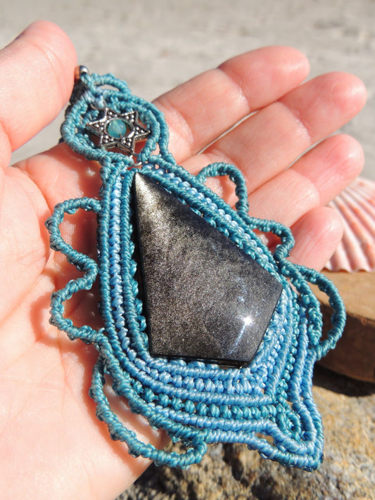 Magician's Necklace